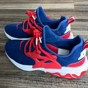 MENS NIKE SHOES 8.5